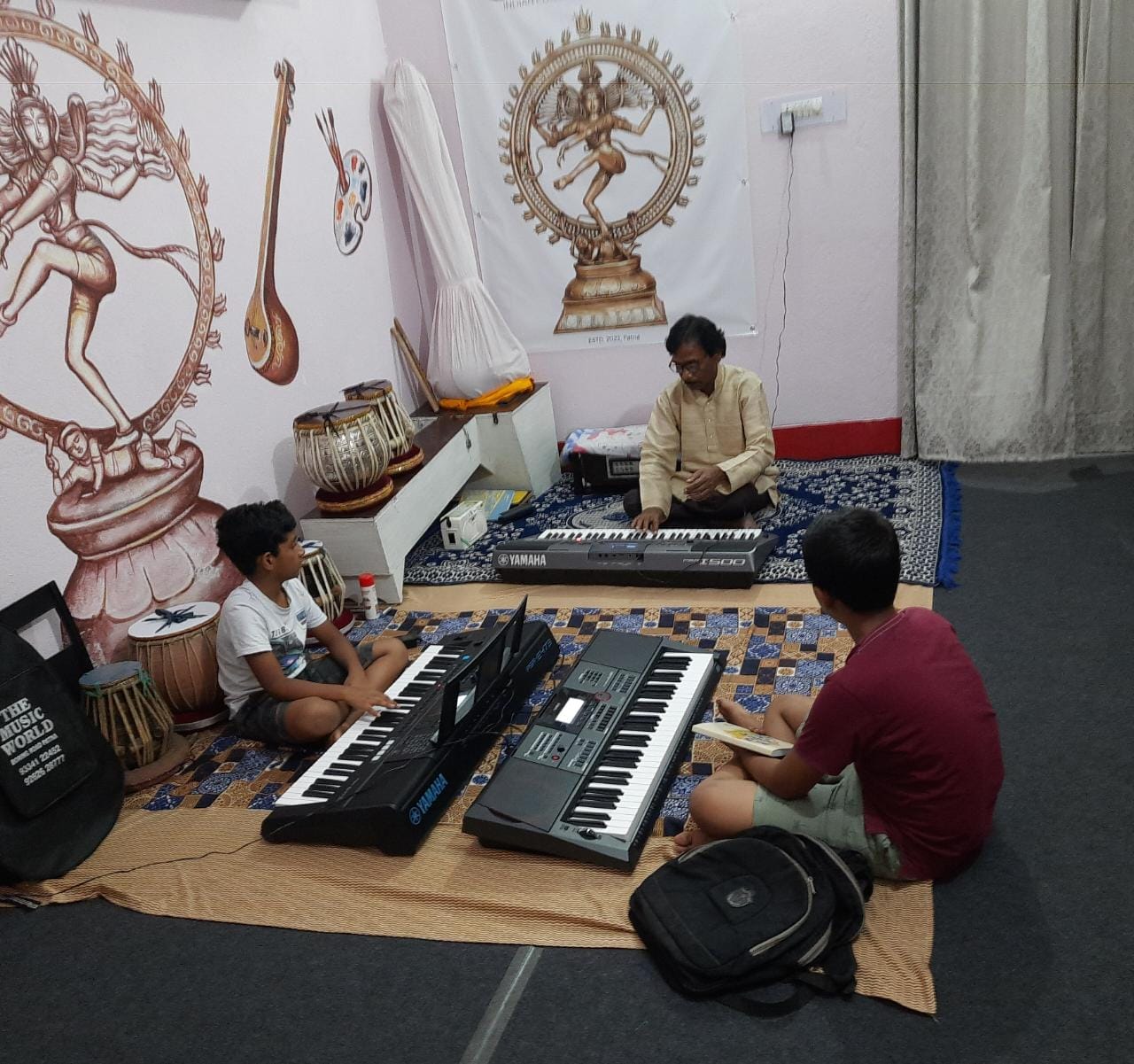 whatsapp image 2024 04 20 at 1.54.56 pm (1)